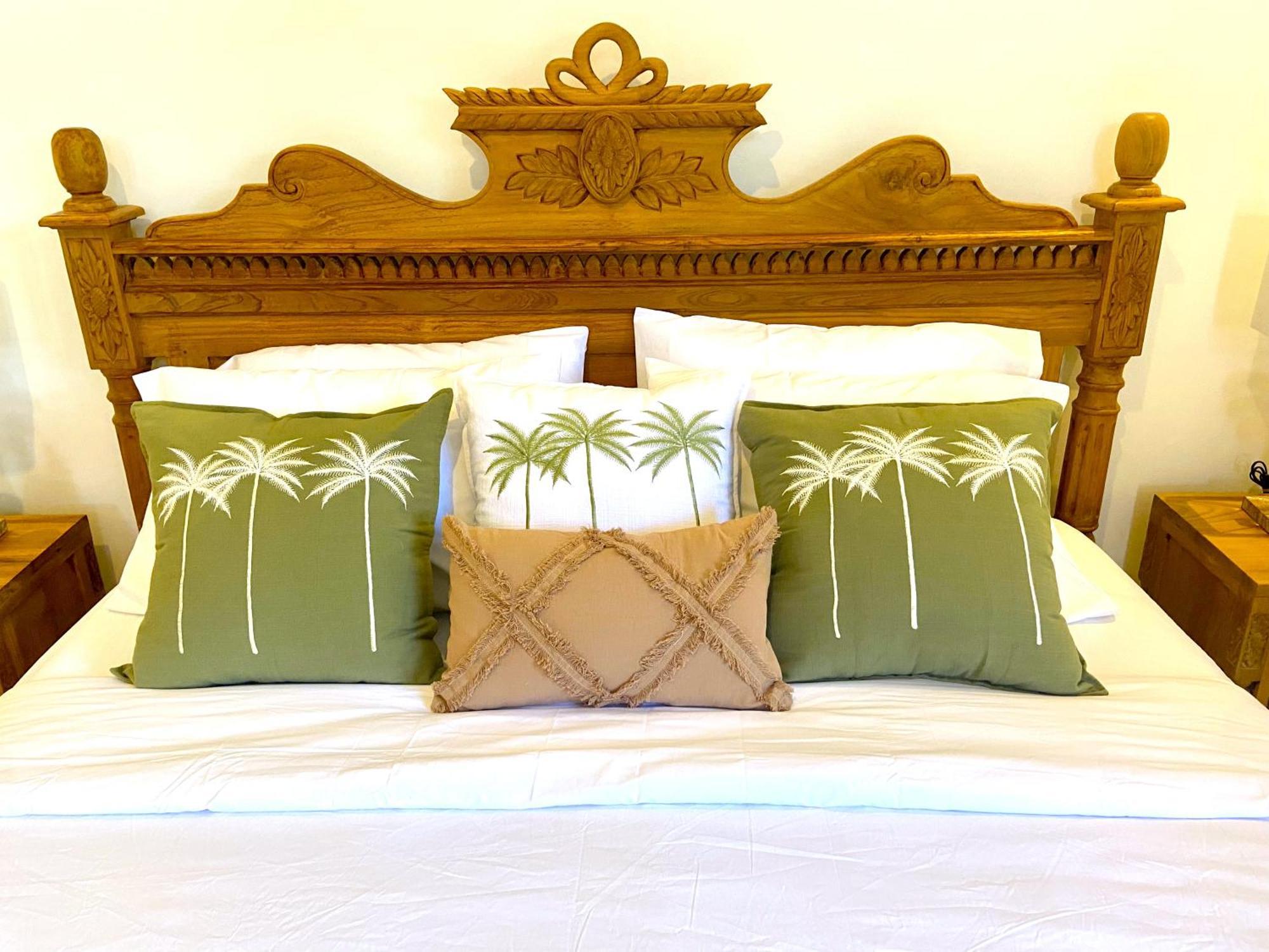 Solas Villa Legian